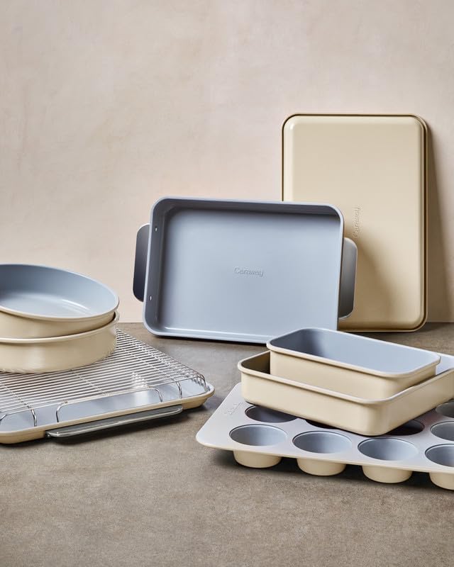 Caraway Non-Stick Ceramic 9”x13” Rectangle Pan - Naturally Slick Ceramic Coating - Non-Toxic, PTFE & PFOA Free - Perfect for Brownies, Lasagnas, and More - Black