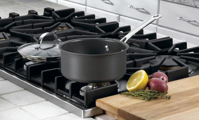 Cuisinart Chef's Classic Nonstick Hard-Anodized 1.5-Quart Saucepan with Lid, Black