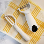 Beille Ceramic Blade Wheat Straw Vegetable Peeler Kitchen Gadgets, 6.5 Inch (Classic Peeler, Cream)