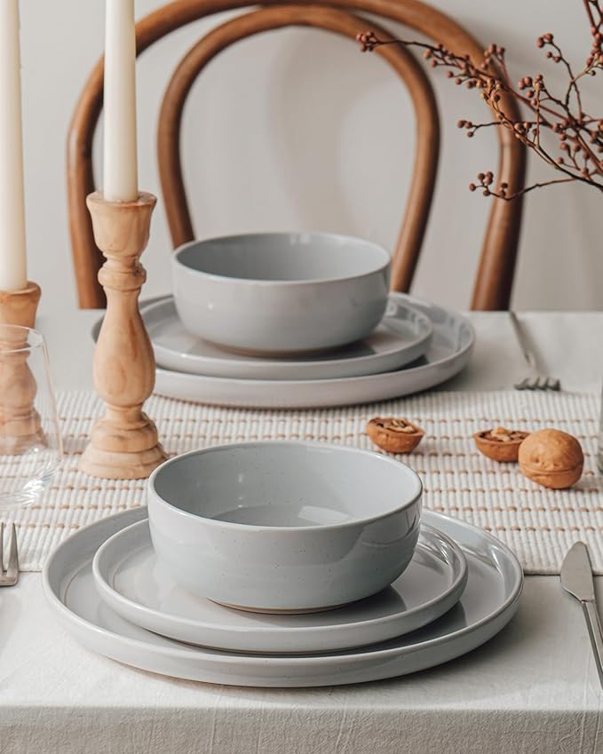 Famiware Milkyway Plates and Bowls Set, 18 Pieces Dinnerware Sets, Dishes Set for 6, Light Gray