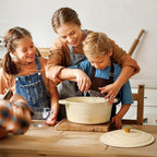Overmont Enameled Cast Iron Dutch Oven - 4.5QT Pot with Lid Cookbook & Cotton Potholders - Heavy-Duty Cookware for Braising, Stews, Roasting, Bread Baking Cream White