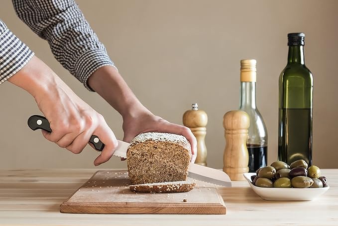 Moss & Stone 7-Piece Kitchen Knife Set with Block – Stainless Steel Serrated Kitchen Knives, High Carbon Blades, Small Cutlery Set for Home Cooking, Compact Countertop Small Knife Set Wood Block