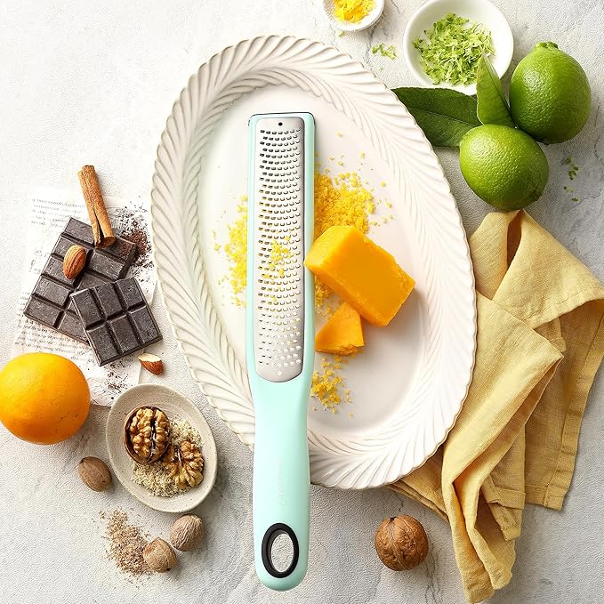 Spring Chef Premium Lemon Zester Grater with Handle - Fruit, Garlic, Lime, Orange, Nutmeg, Garlic Grater - Heavy Duty Kitchen Tool - Stainless Steel Citrus Zester with Blade Cover - Fine Shred, Mint